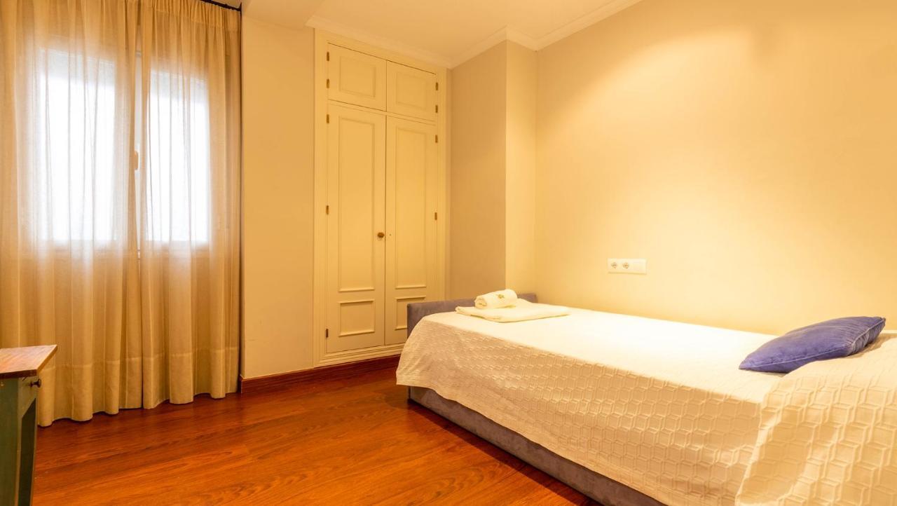 Apartamento Arenal - 3 Habitaciones Sevilla Eksteriør bilde